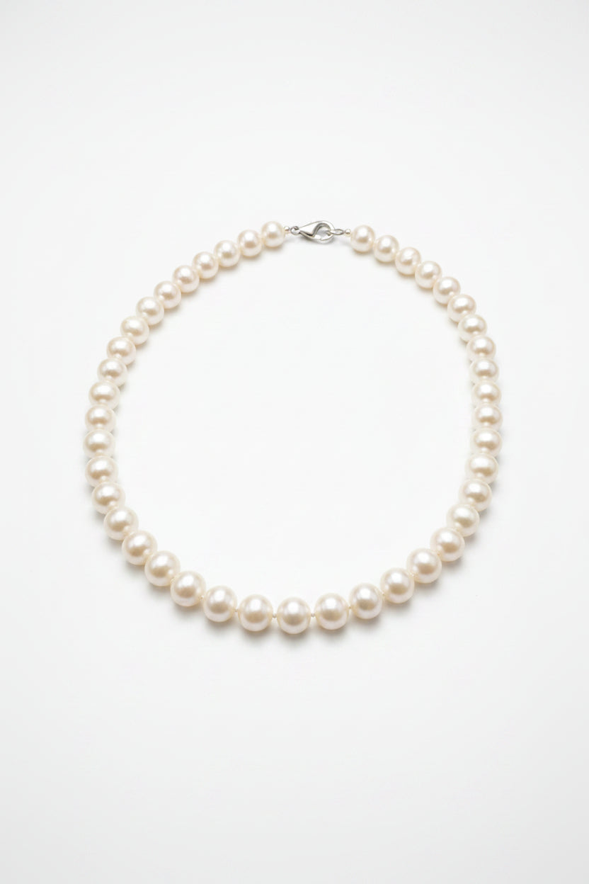AAA Round White Freshwater Pearl Necklace