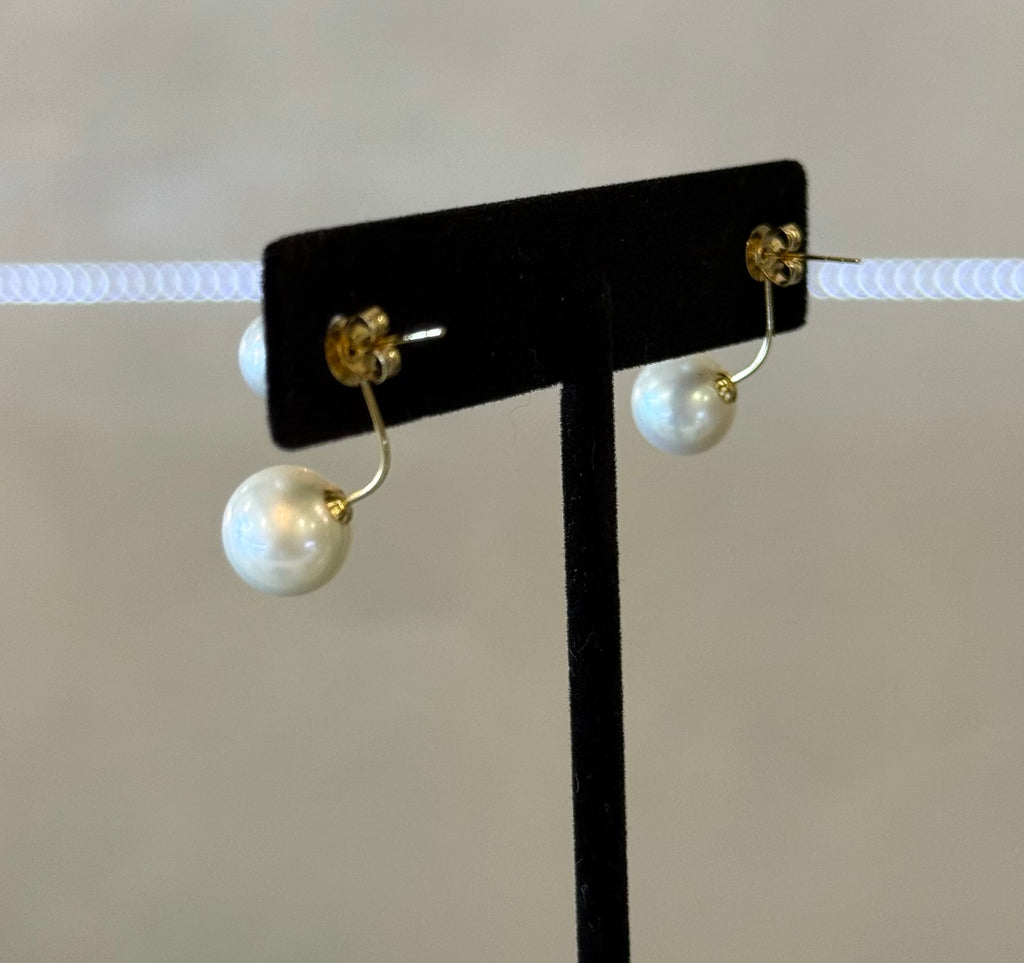 18K AAA round pearl earring