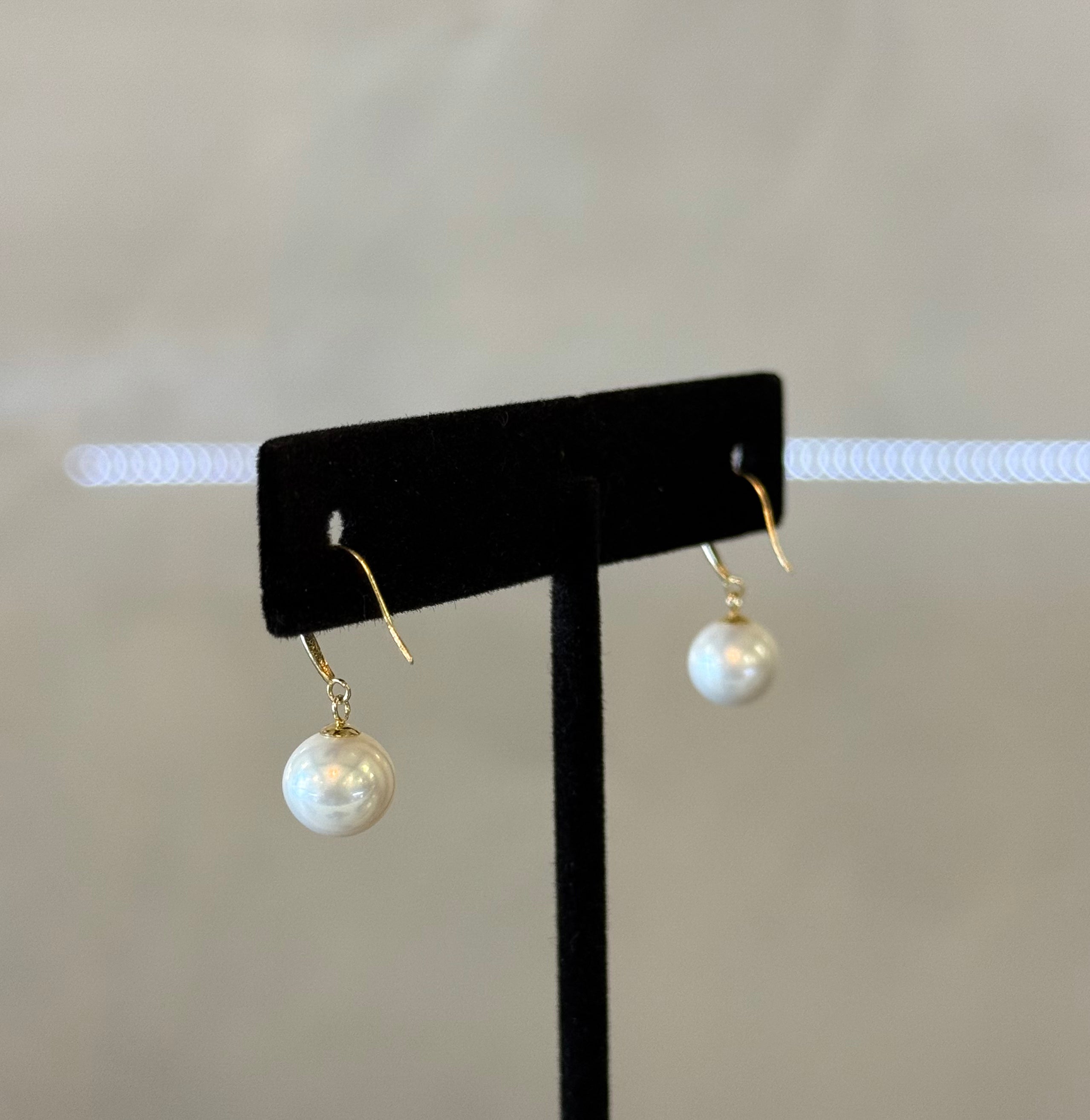 18K round pearl earring AAA