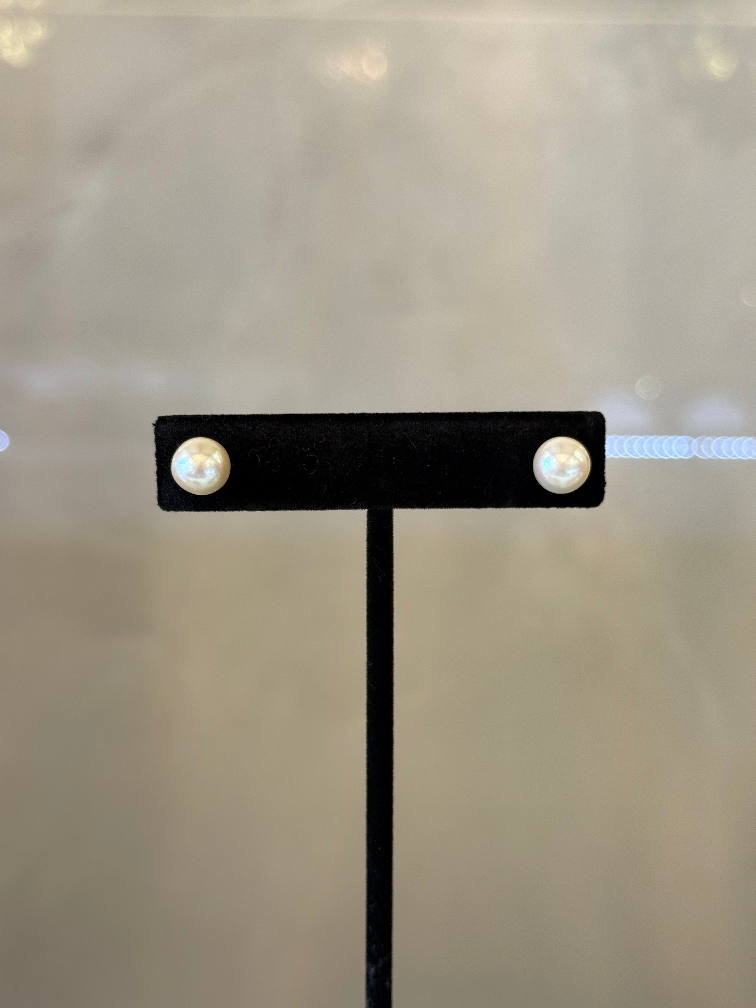 18K solid Gold Akoya Pearl Earrings