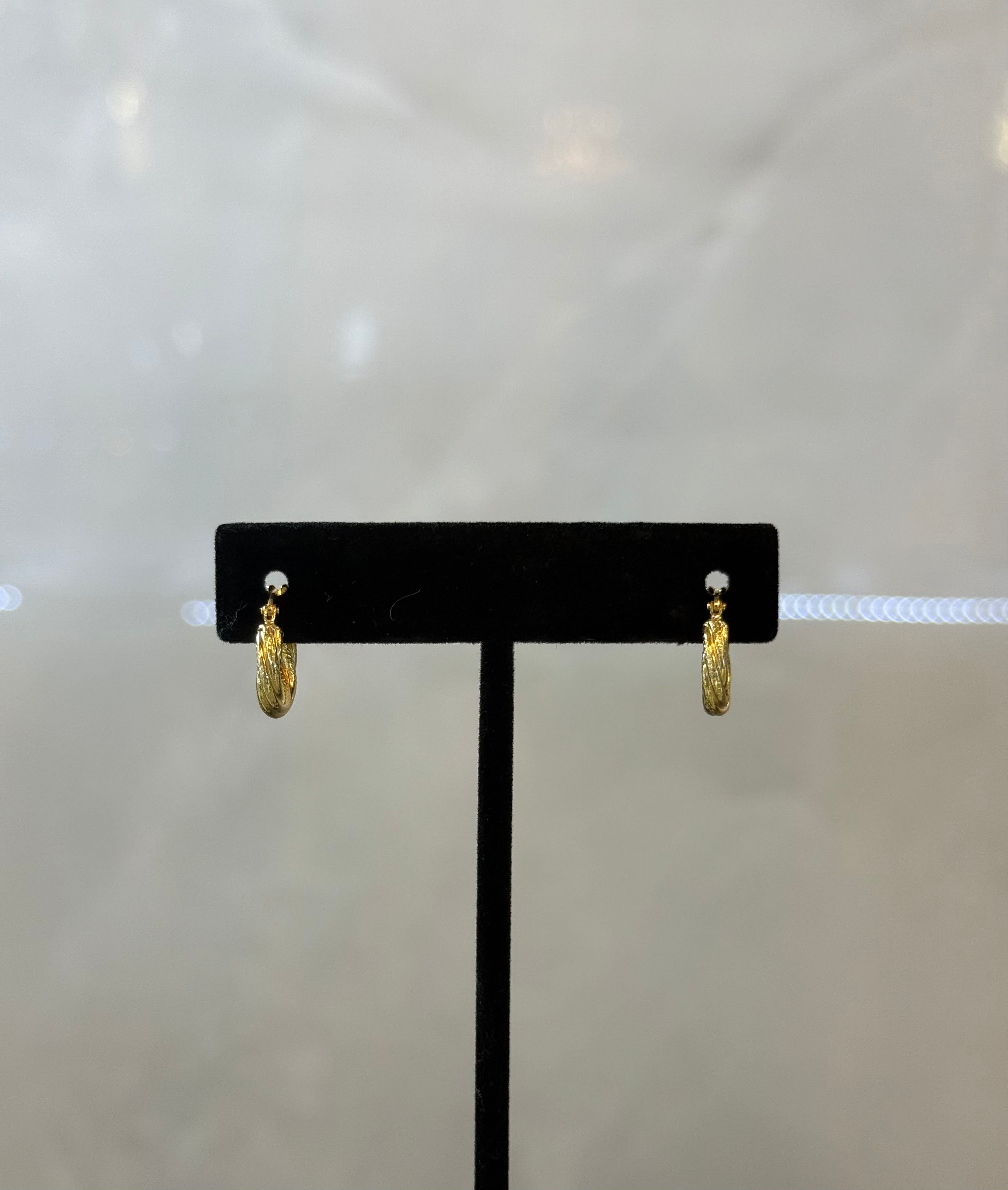 18K Hoop Earring small Twisted