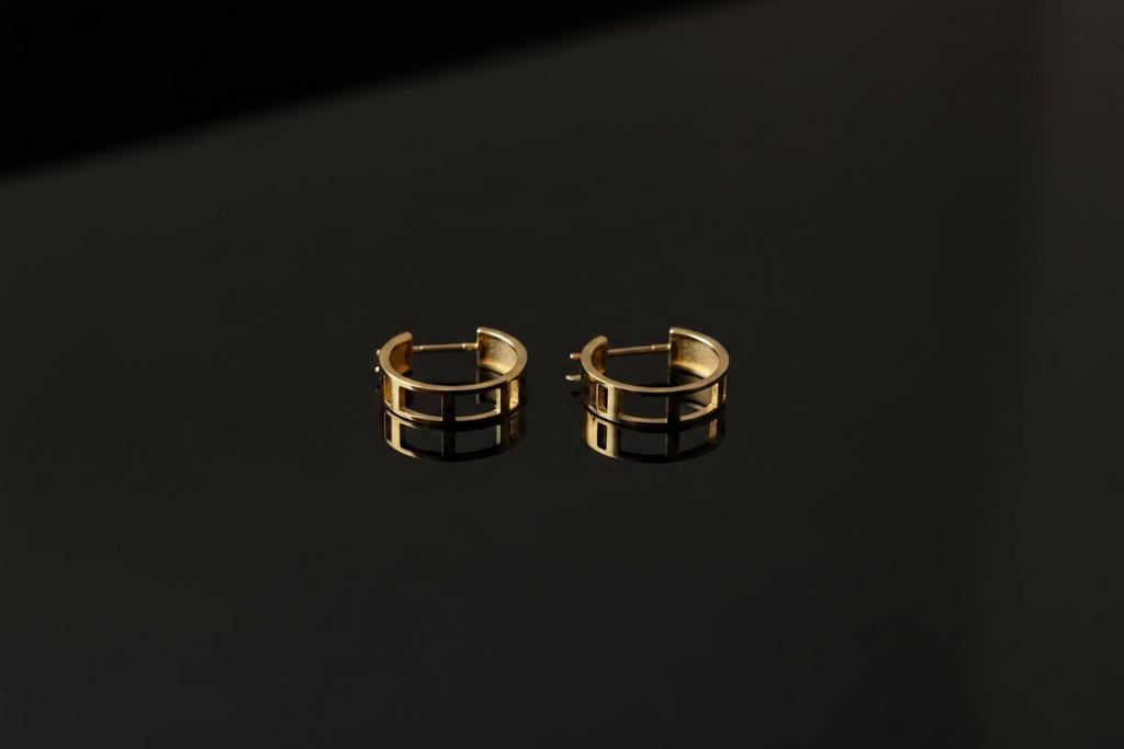 10K Hoop square cut earrings