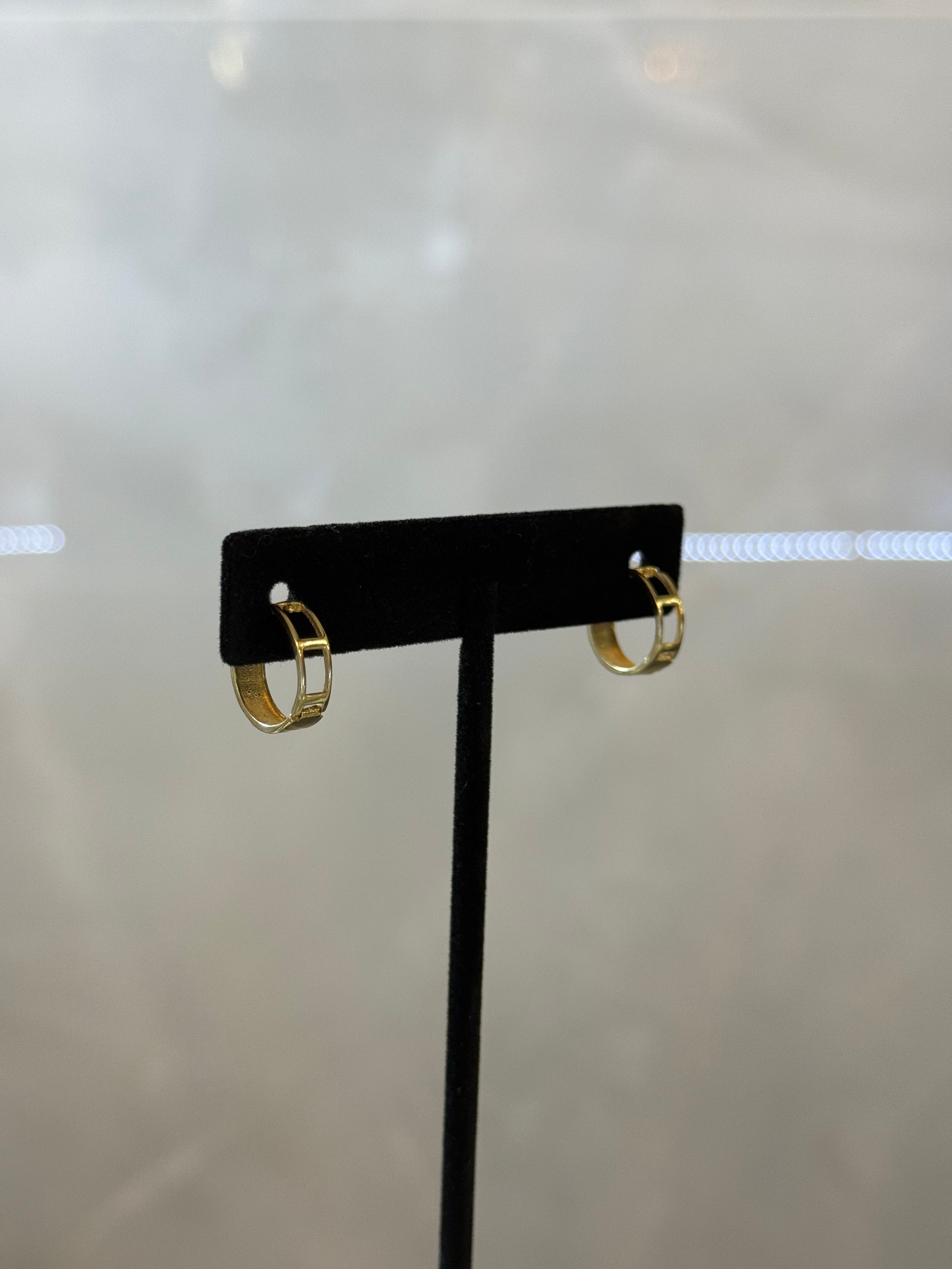 10K Hoop square cut earrings