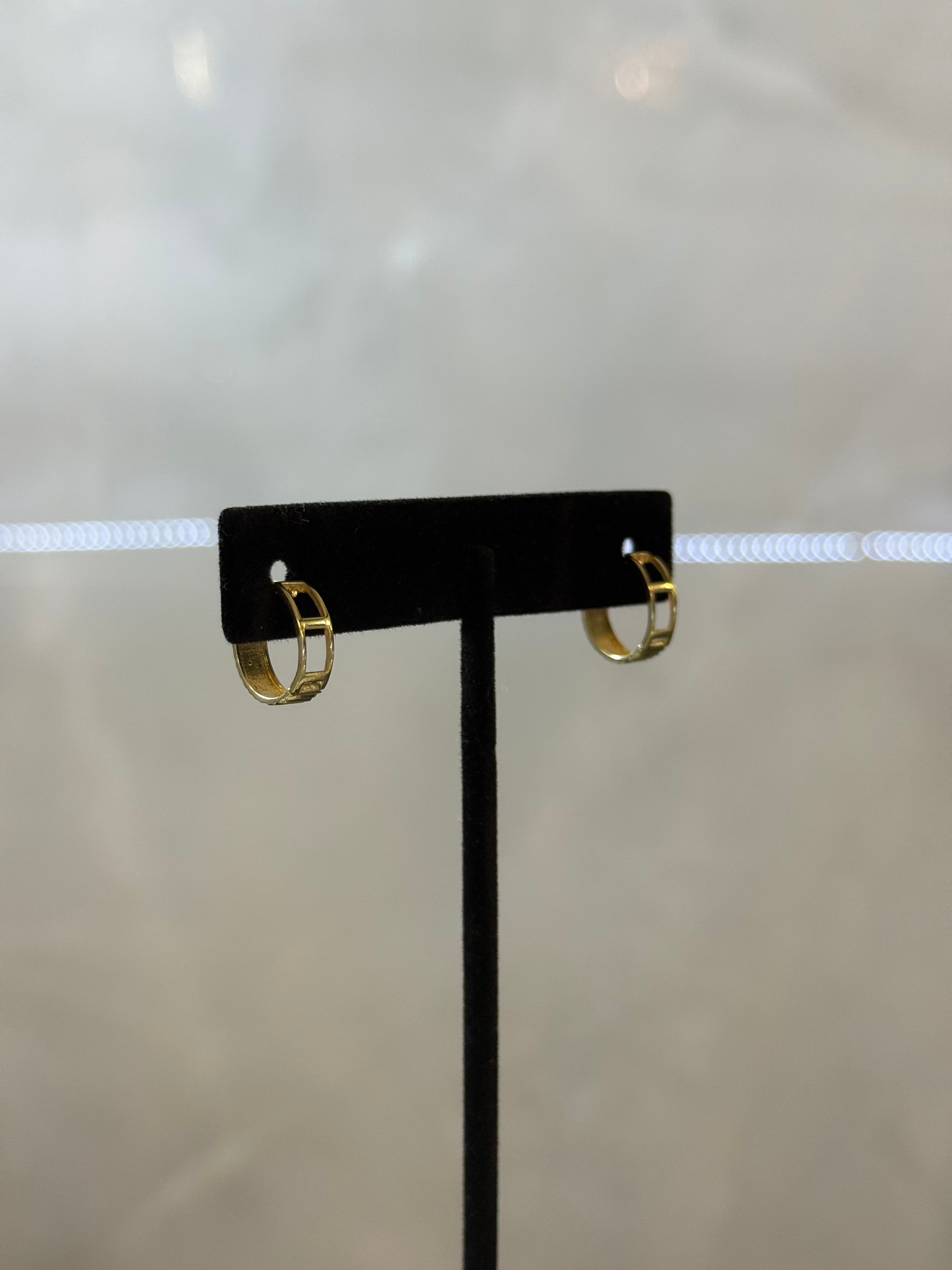 10K small Hoop Earrings