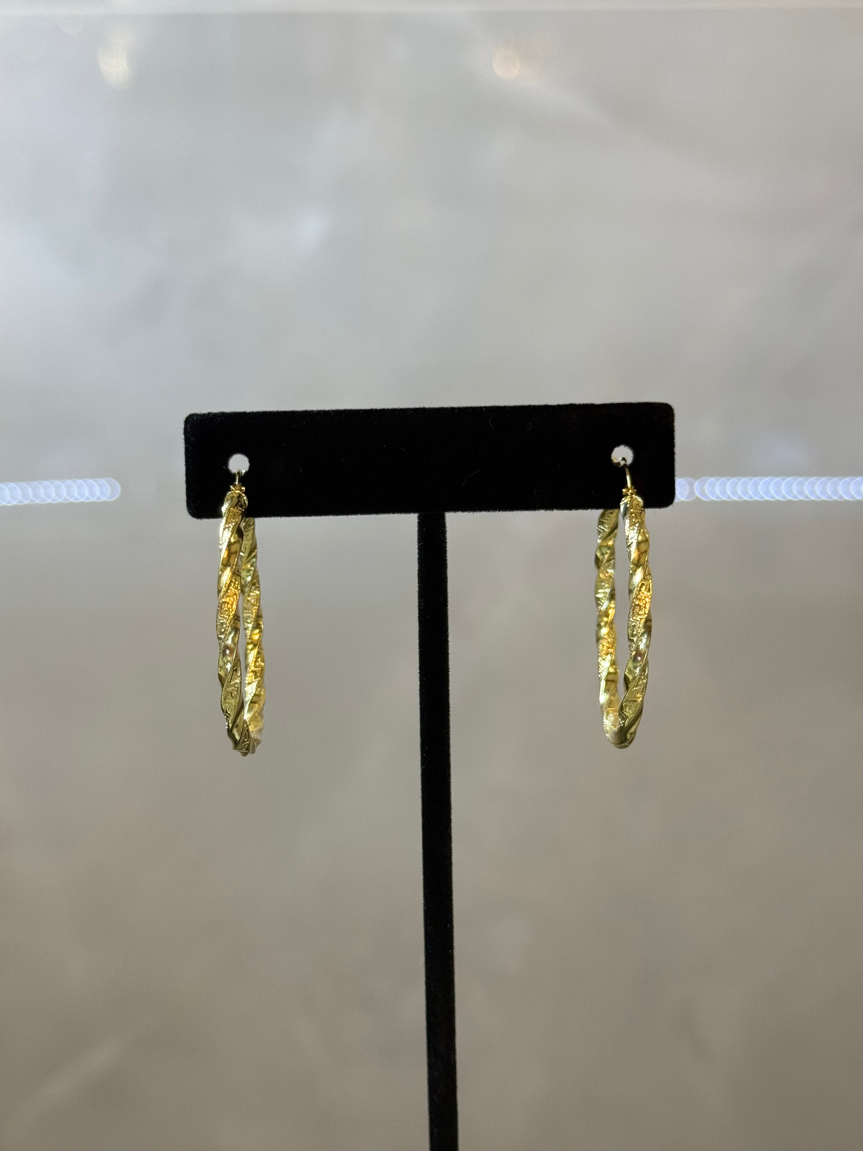 14K Hoop Twisted Earring