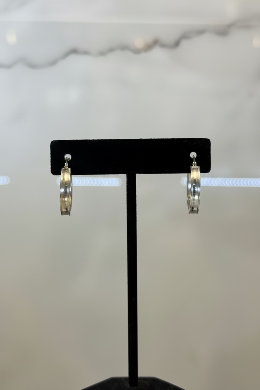 10K White Gold Hoop Earrings