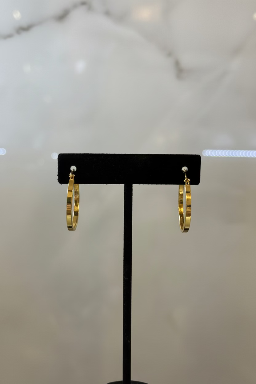 18K Hoop earring with side designs