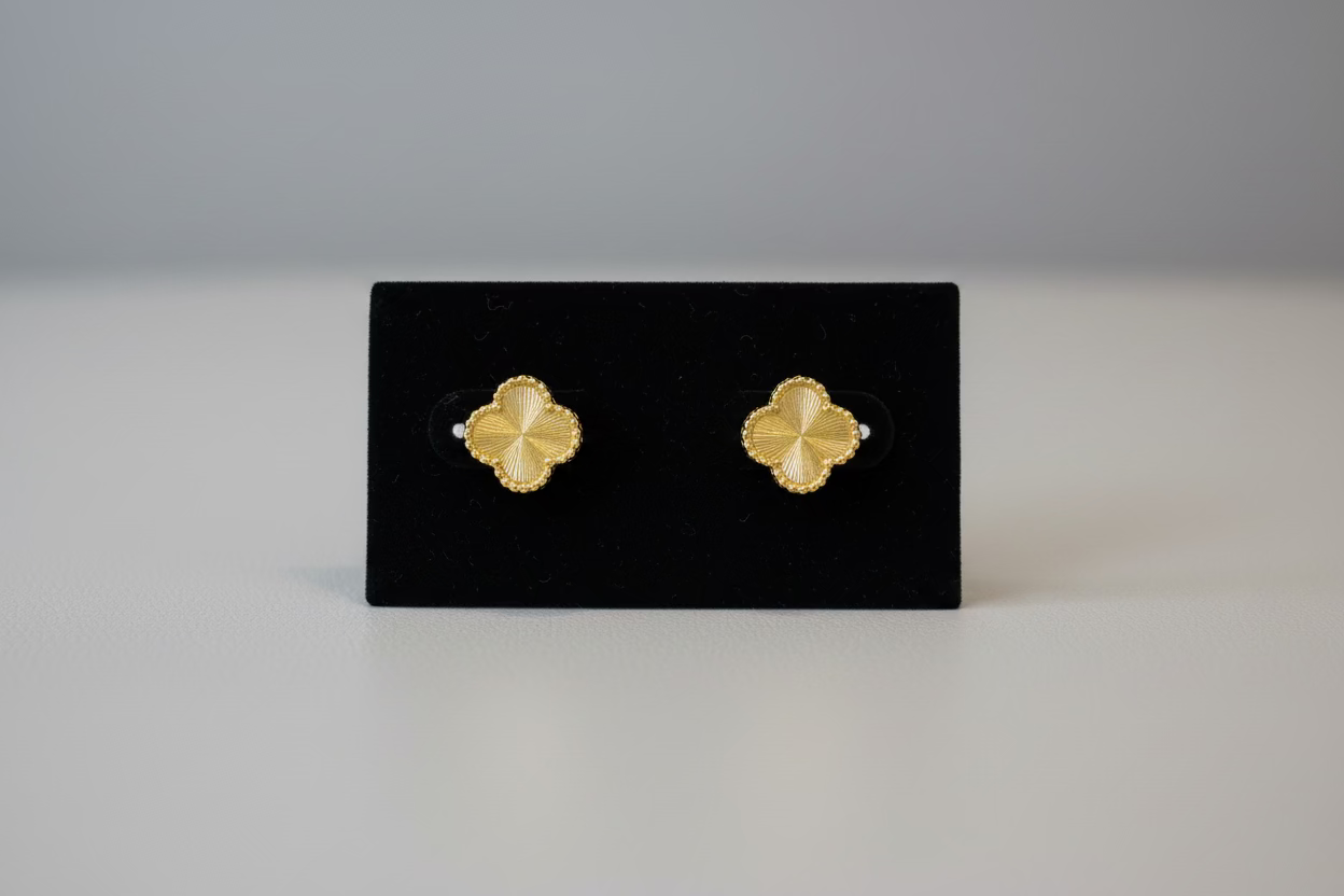 18K Flower stud earring