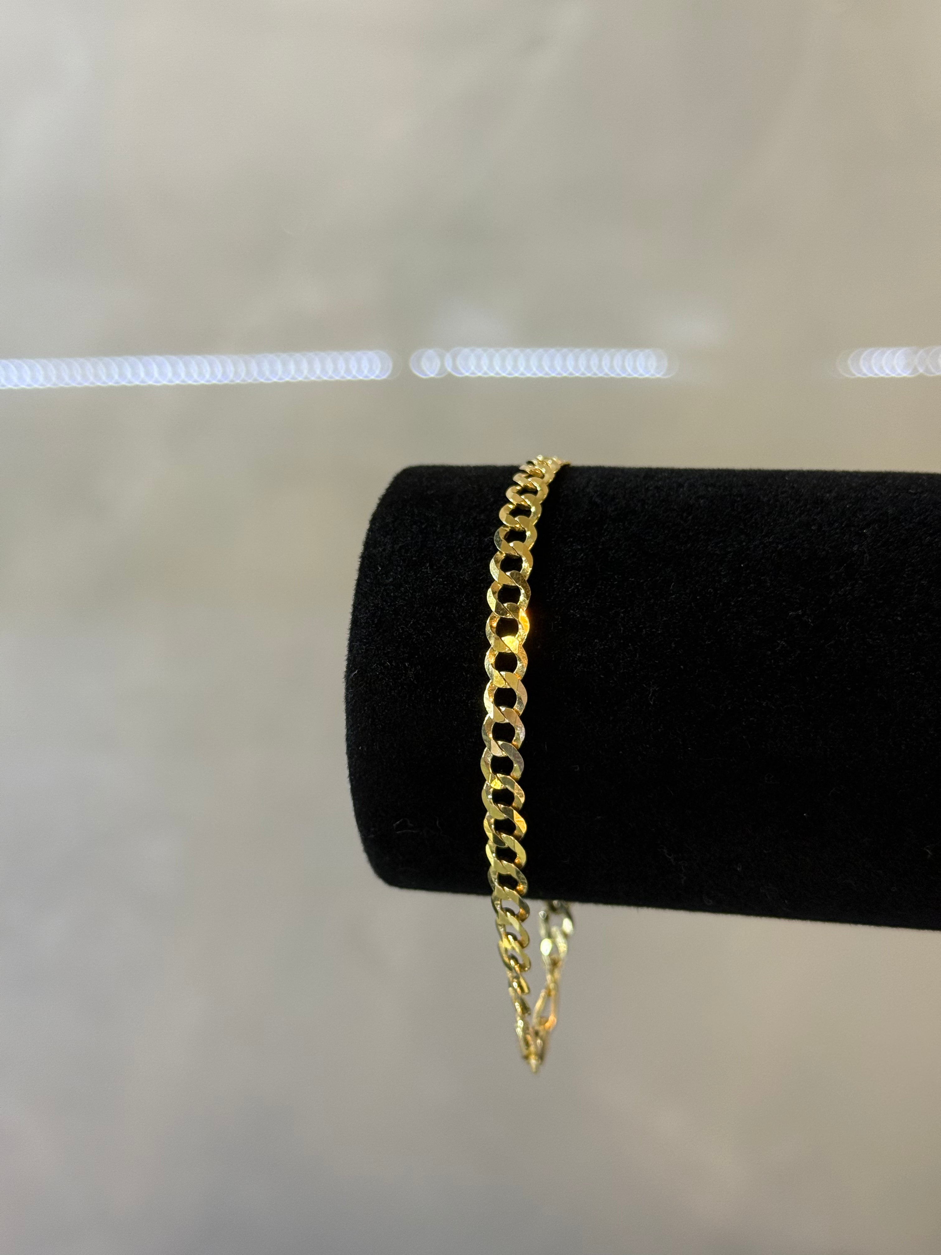 10K Curb Bracelet