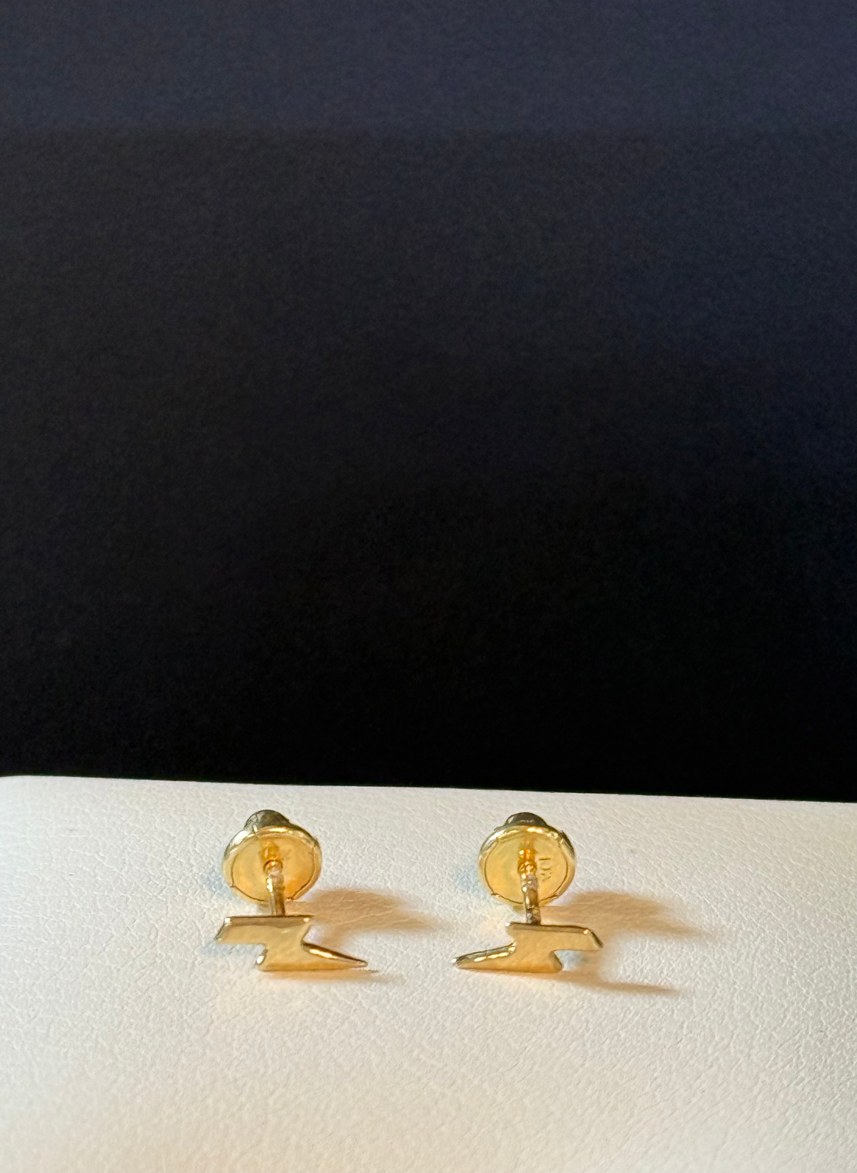 10K Lighting Ray Earrings