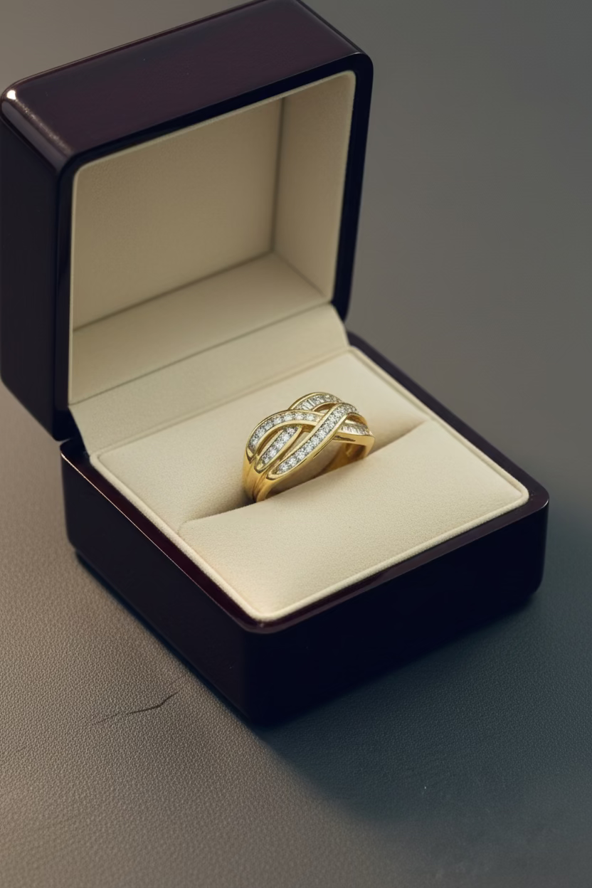 10K Women Ring CZ