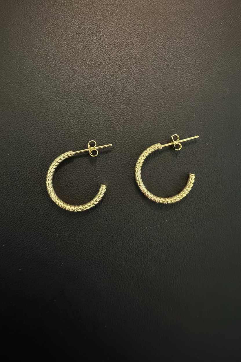 14k gold earring